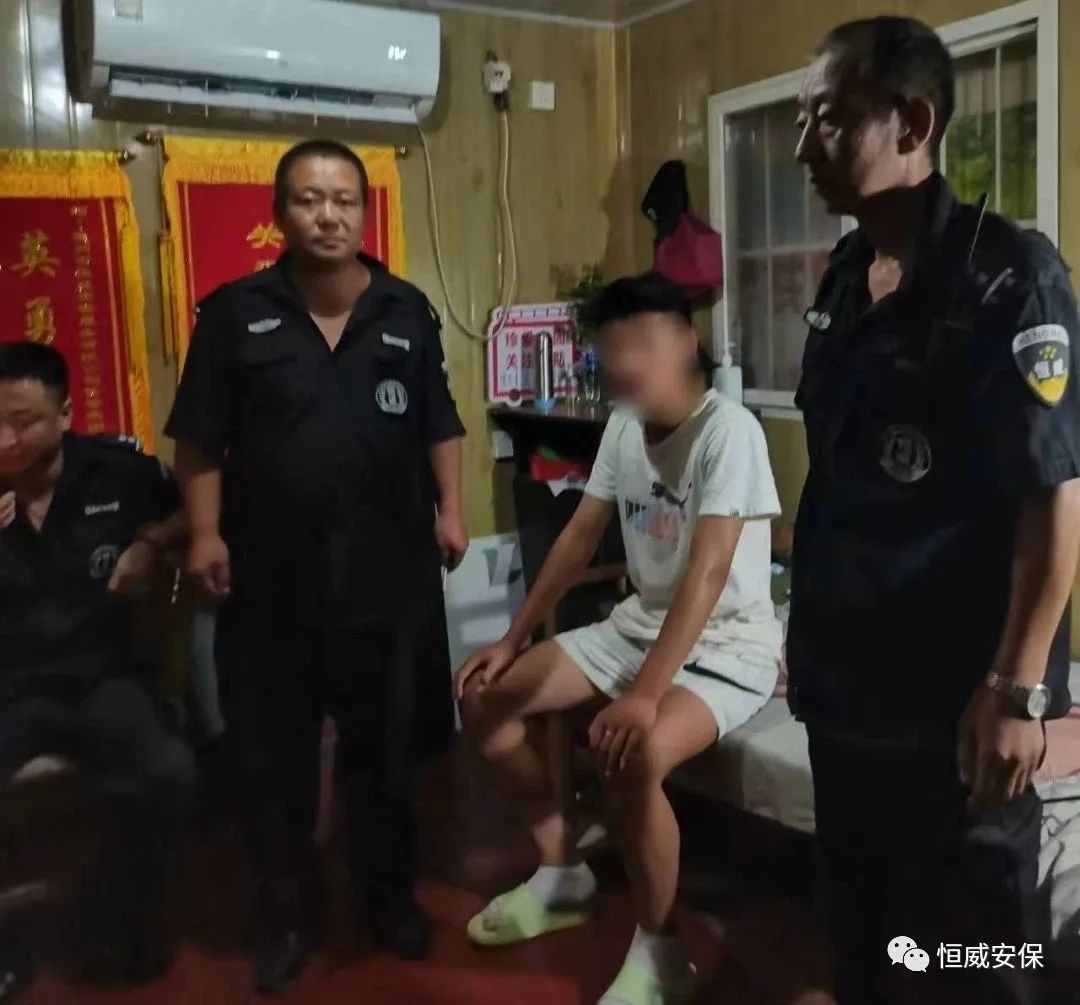 恒威保安凌晨勇斗蟊賊，竭力守護(hù)社區(qū)安全